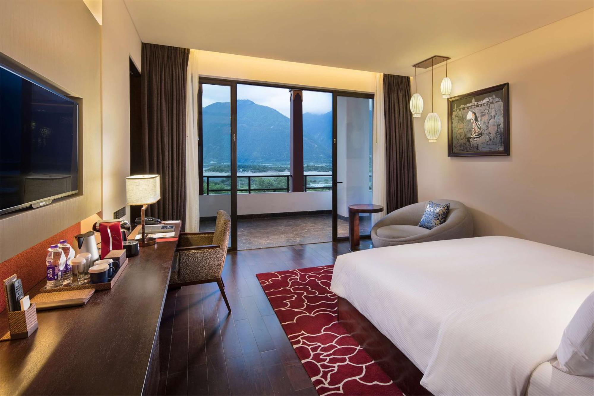 Hilton Linzhi Resort Nyingchi Exterior photo